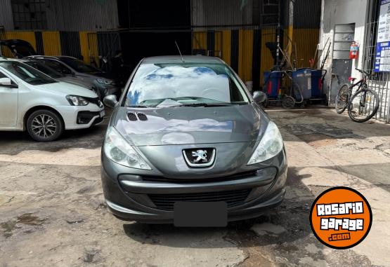 Autos - Peugeot 207 Compact 2015 Nafta 121200Km - En Venta