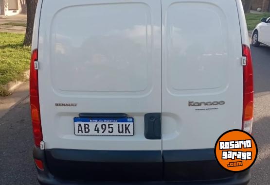 Utilitarios - Renault Kangoo 1.6 2017 Nafta 106000Km - En Venta