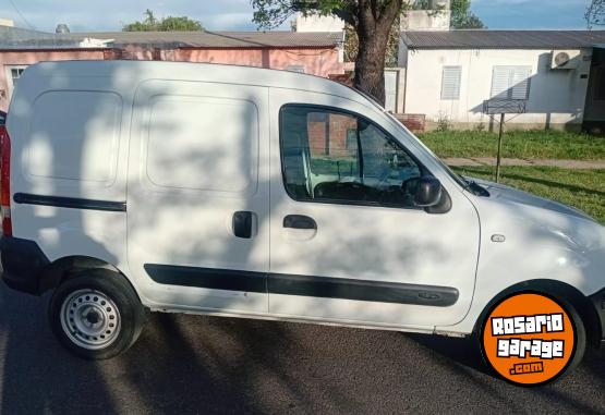 Utilitarios - Renault Kangoo 1.6 2017 Nafta 106000Km - En Venta