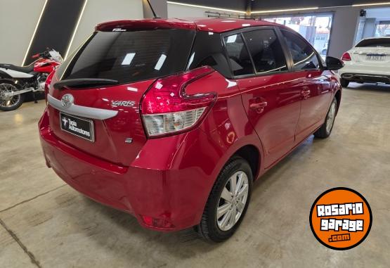 Autos - Toyota TOYOTA YARIS S1.5L CVT 5P 2016 Nafta 123000Km - En Venta