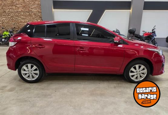 Autos - Toyota TOYOTA YARIS S1.5L CVT 5P 2016 Nafta 123000Km - En Venta