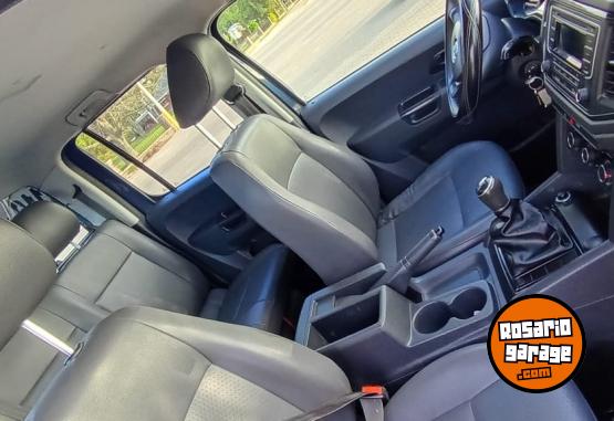 Camionetas - Volkswagen Amarok trendline 2018 Diesel 229000Km - En Venta