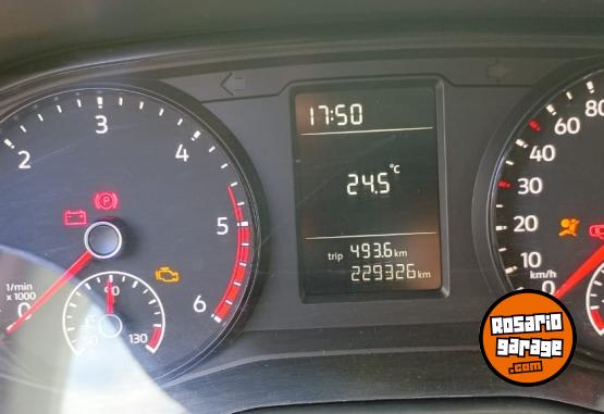 Camionetas - Volkswagen Amarok trendline 2018 Diesel 229000Km - En Venta