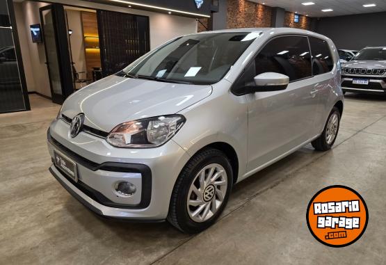 Autos - Volkswagen VOLKSWAGEN HIGH UP! 1.0L 2017 Nafta 99000Km - En Venta