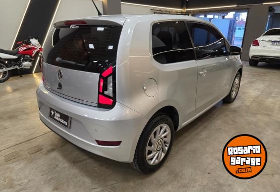 Autos - Volkswagen VOLKSWAGEN HIGH UP! 1.0L 2017 Nafta 99000Km - En Venta