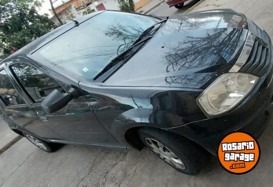 Autos - Renault Logan 1.6 Pack Plus 2010 Nafta 146000Km - En Venta