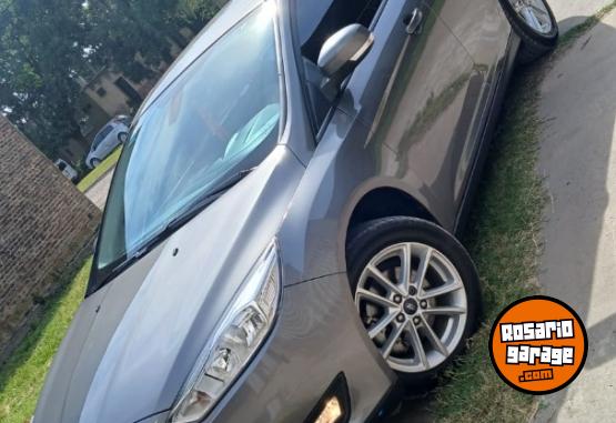 Autos - Ford Focus 2018 Nafta 96000Km - En Venta