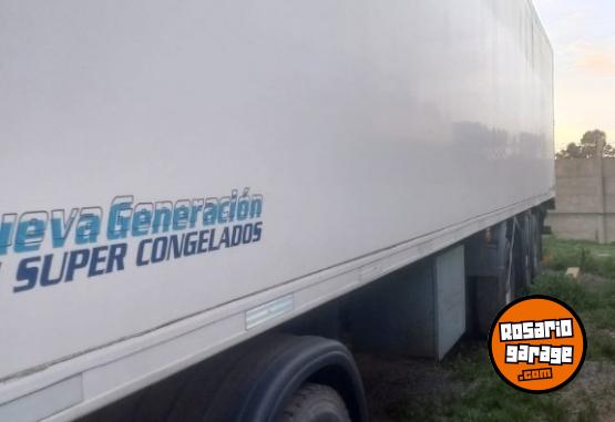 Camiones y Grúas - SEMIREMOLQUE AST-PRA - En Venta