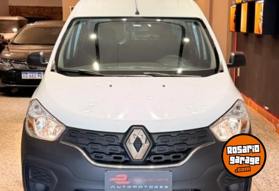 Utilitarios - Renault KANGOO EXPRESS 2024 Nafta 29000Km - En Venta