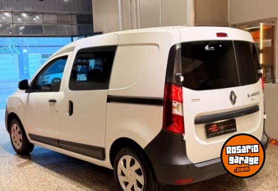 Utilitarios - Renault KANGOO EXPRESS 2024 Nafta 29000Km - En Venta