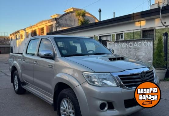 Camionetas - Toyota Hilux SRV 3.0 TDI 4x4 2014 Diesel 270000Km - En Venta
