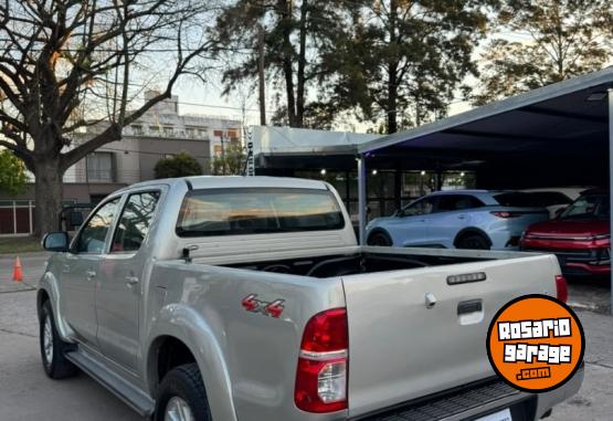 Camionetas - Toyota Hilux SRV 3.0 TDI 4x4 2014 Diesel 270000Km - En Venta