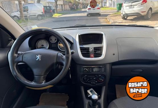 Autos - Peugeot 207 2013 Nafta 116500Km - En Venta