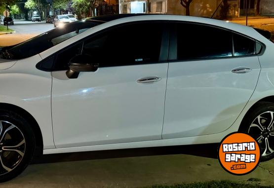 Autos - Chevrolet Cruze RS 2022 Nafta 75000Km - En Venta