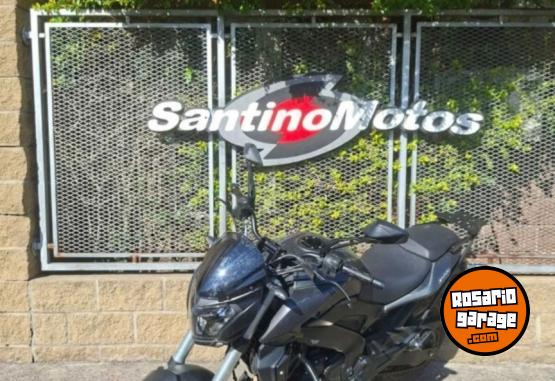 Motos - Bajaj DOMINAR 250 CC 2023 Nafta 9918Km - En Venta