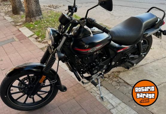 Motos - Bajaj Avenger 220 street 2020 Nafta 2180Km - En Venta