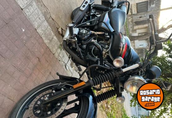 Motos - Bajaj Avenger 220 street 2020 Nafta 2180Km - En Venta