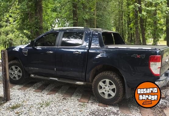 Camionetas - Ford Ranger 4x4 Límited 3.2 2012 Diesel 150000Km - En Venta