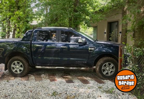 Camionetas - Ford Ranger 4x4 Límited 3.2 2012 Diesel 150000Km - En Venta