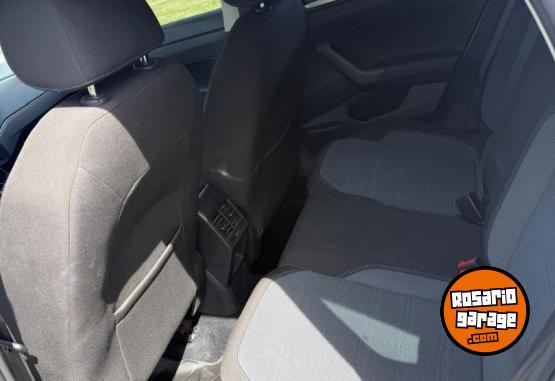 Autos - Volkswagen Nivus 2022 Nafta 42800Km - En Venta