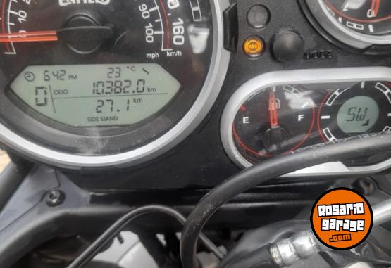 Motos - Royal Enfield HIMALAYAN 2023 Nafta 11000Km - En Venta