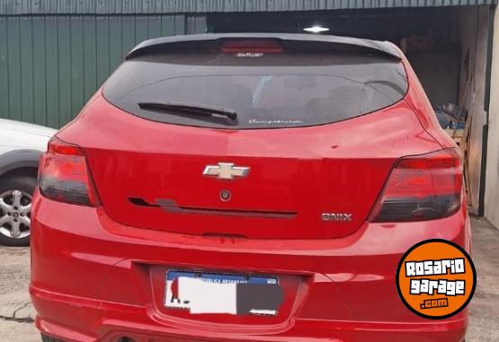 Autos - Chevrolet Ónix effect 2016 Nafta 91800Km - En Venta
