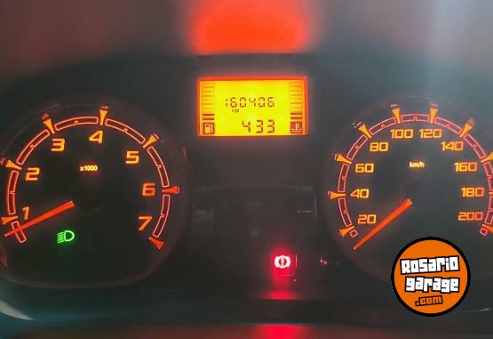 Autos - Renault SANDERO STEPWAY CONFORT 2013 GNC 161000Km - En Venta