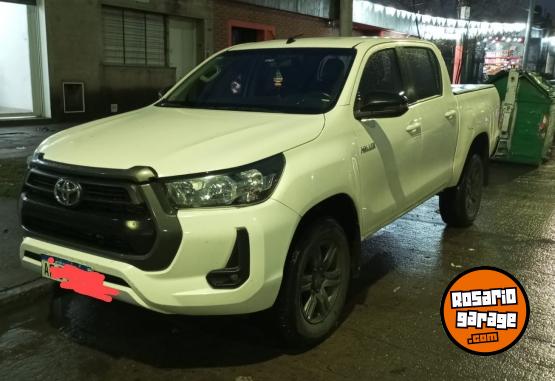 Camionetas - Toyota Hilux 2022 Diesel 122000Km - En Venta