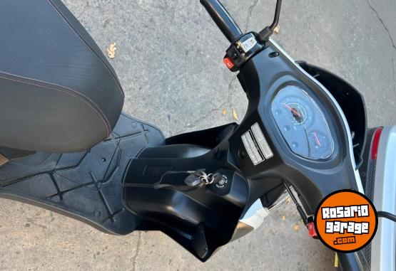 Motos - Kymco Agility 2024 Nafta 8900Km - En Venta