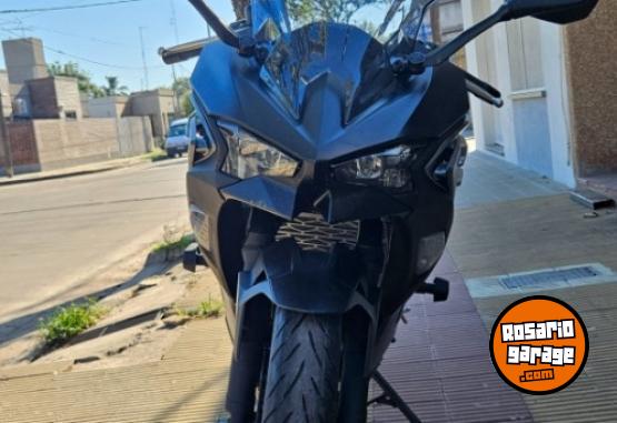 Motos - Kawasaki 500 SE 2025 Nafta 2000Km - En Venta