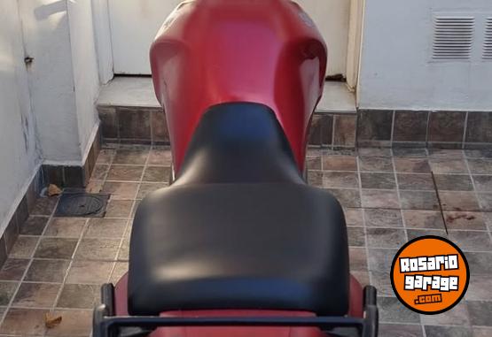 Motos - Suzuki EN 125 2A 2018 Nafta 44000Km - En Venta