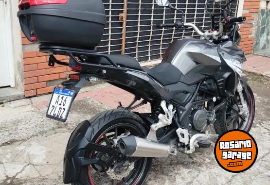 Motos - Benelli TRK 251 2022 Nafta 23000Km - En Venta