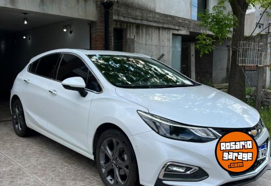 Autos - Chevrolet Cruze LTZ + 2017 Nafta 108000Km - En Venta