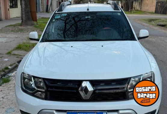 Camionetas - Renault Duster Oroch 2.0 2018 GNC 95000Km - En Venta
