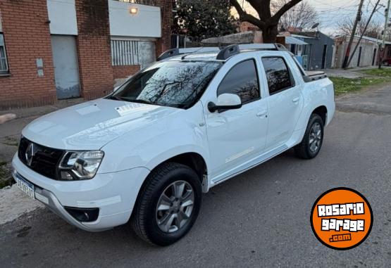 Camionetas - Renault Duster Oroch 2.0 2018 GNC 95000Km - En Venta