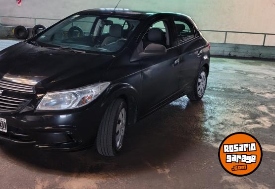 Autos - Chevrolet ONIX 2015 GNC 99000Km - En Venta