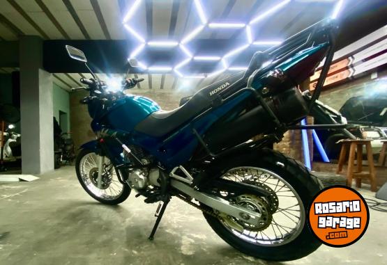 Motos - Honda Falcon 400 2001 Nafta 36600Km - En Venta