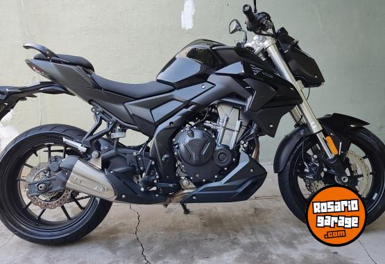 Motos - Voge 500R 2024 Nafta 18000Km - En Venta
