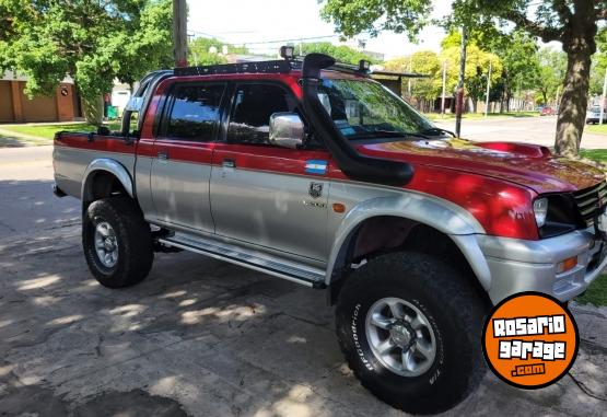Camionetas - Mitsubishi L200 1998 Diesel 250000Km - En Venta