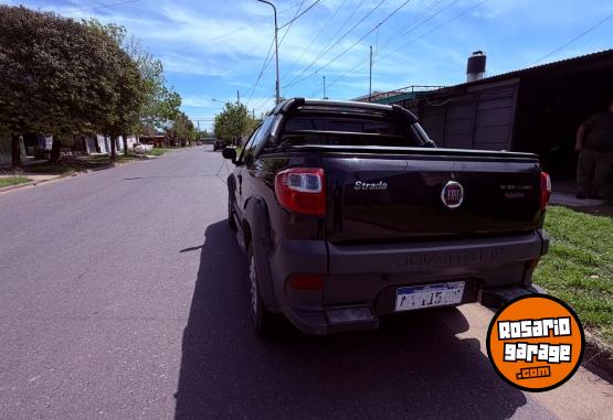 Camionetas - Fiat Strada 2017 Nafta 93000Km - En Venta
