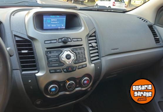 Camionetas - Ford Ranger Limited 3.2 MT 4x4 2015 Diesel 128000Km - En Venta