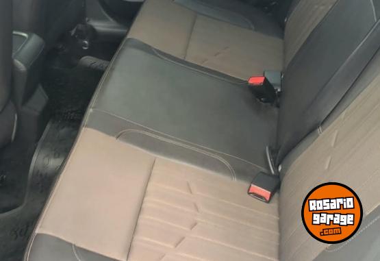 Autos - Peugeot 2008 thp 2018 Nafta 52500Km - En Venta