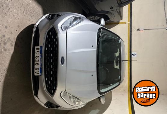 Autos - Ford Fiesta 2019 Nafta 113000Km - En Venta