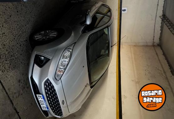 Autos - Ford Fiesta 2019 Nafta 113000Km - En Venta