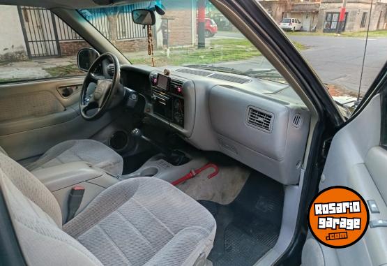 Camionetas - Chevrolet Blazer dlx 1998 Diesel 260000Km - En Venta