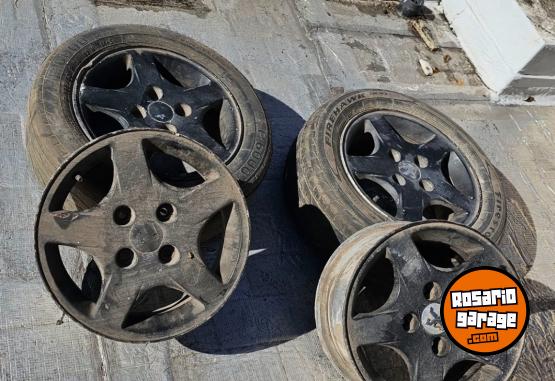 Accesorios para Autos - Llantas 14" PEUGEOT - En Venta