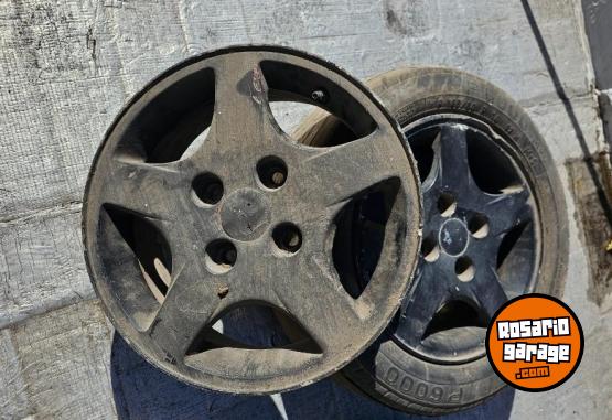 Accesorios para Autos - Llantas 14" PEUGEOT - En Venta