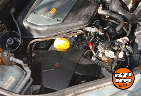 Utilitarios - Renault KANGOO 2004 Diesel 1Km - En Venta