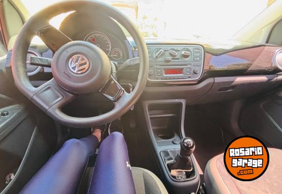 Autos - Volkswagen Up high 2016 Nafta 125000Km - En Venta