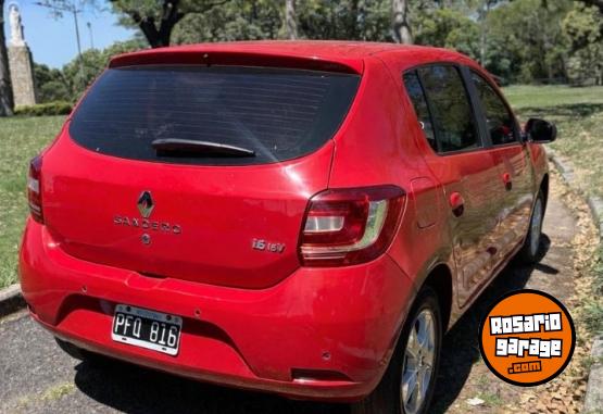 Autos - Renault Sandero 2015 Nafta 200000Km - En Venta